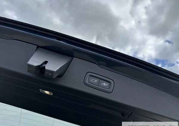 Volvo V60 cena 194900 przebieg: 22411, rok produkcji 2023 z Sławno małe 497